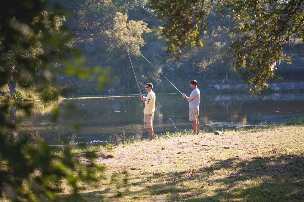 The Lodge At Cypress Falls Wimberley Bagian luar foto