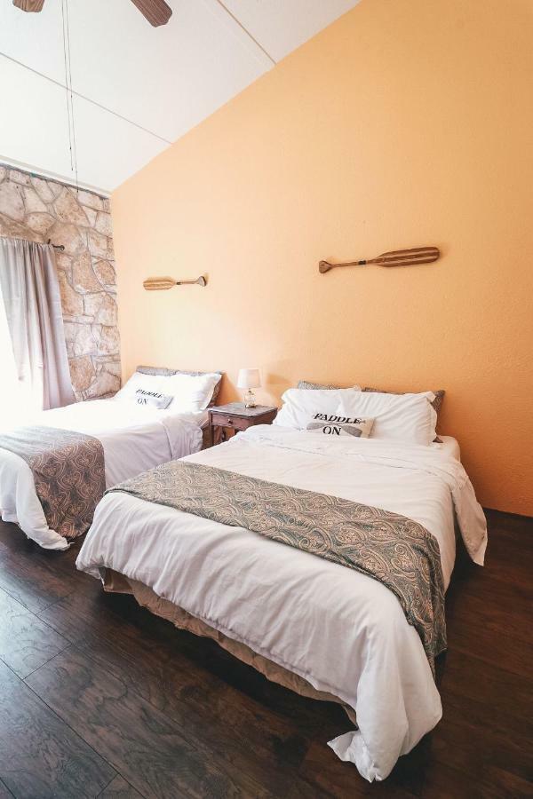 The Lodge At Cypress Falls Wimberley Bagian luar foto
